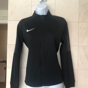 Nike Jacket Junior Large